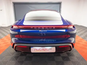 Porche Taycan