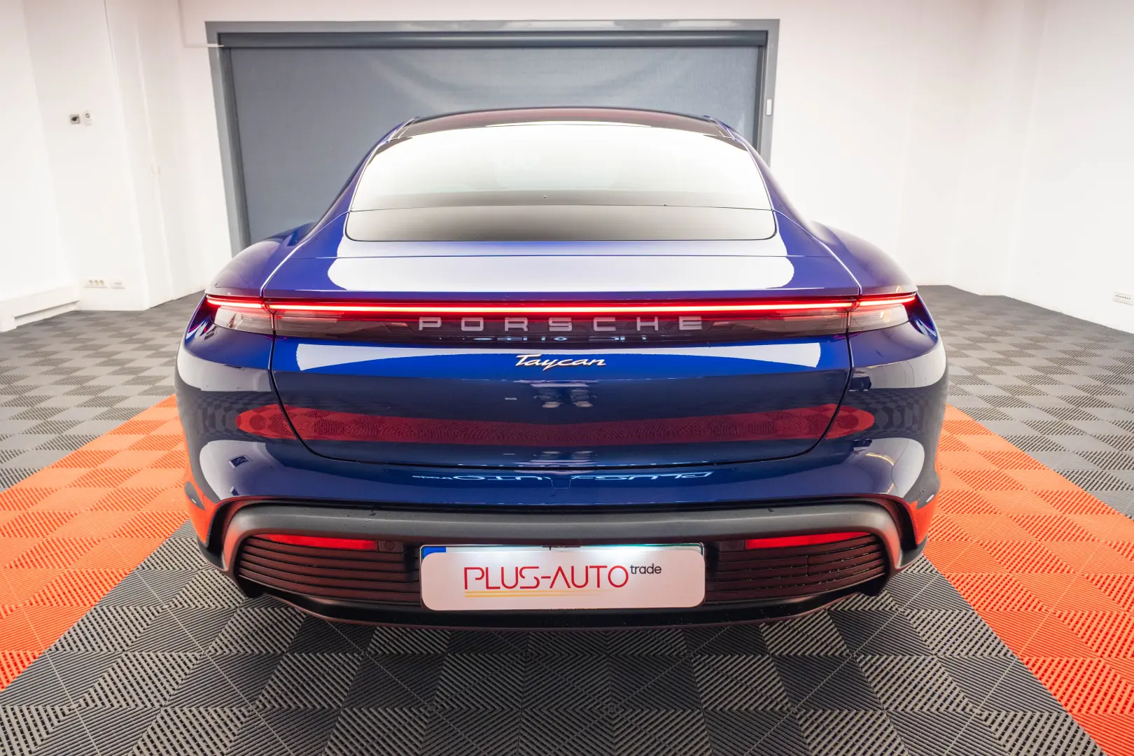 Porche Taycan