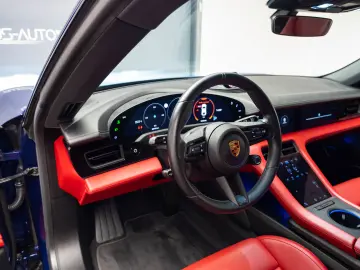 Porche Taycan