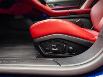 Porche Taycan