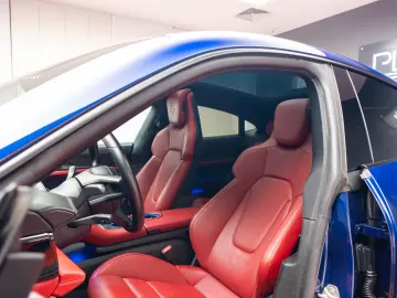 Porche Taycan