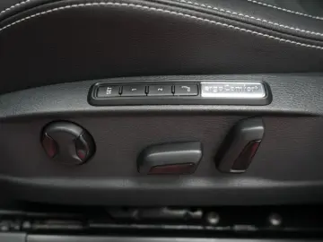 VW Passat 2.0 TSI DSG | Elegance | Navi | Virtual Cockpit