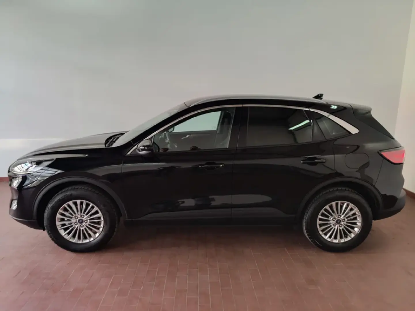 Ford Kuga Hybrid Titanium