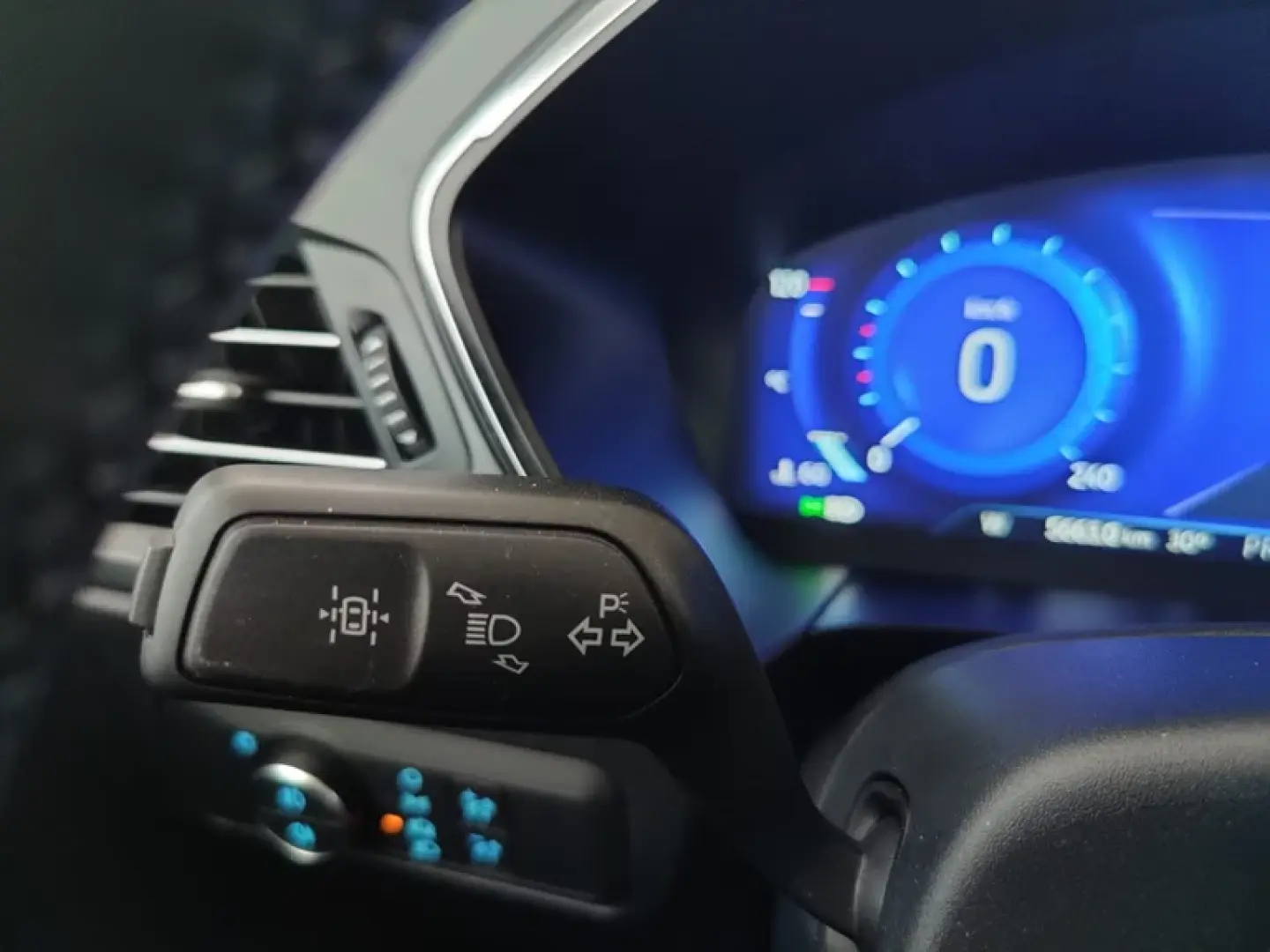 Ford Kuga Hybrid Titanium