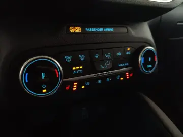Ford Kuga Hybrid Titanium