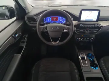 Ford Kuga Hybrid Titanium
