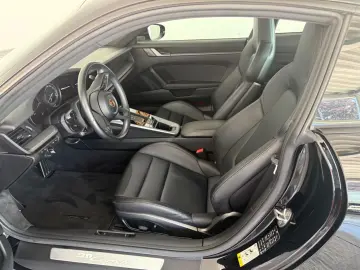 992 Coupé- Porsche Approved-21 Zoll