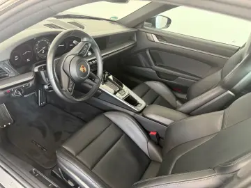 992 Coupé- Porsche Approved-21 Zoll