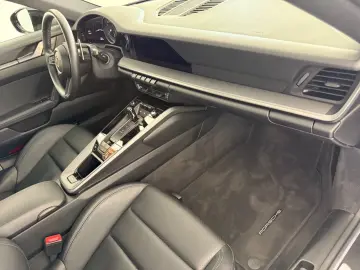 992 Coupé- Porsche Approved-21 Zoll