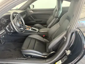 992 Coupé- Porsche Approved-21 Zoll