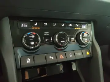 Škoda Karoq STYLE 1.5 TSI DSG