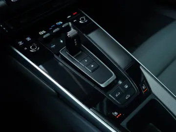 992 Carrera INNO-DRIVE/BOSE/PANO/CHRONO/LED/90l
