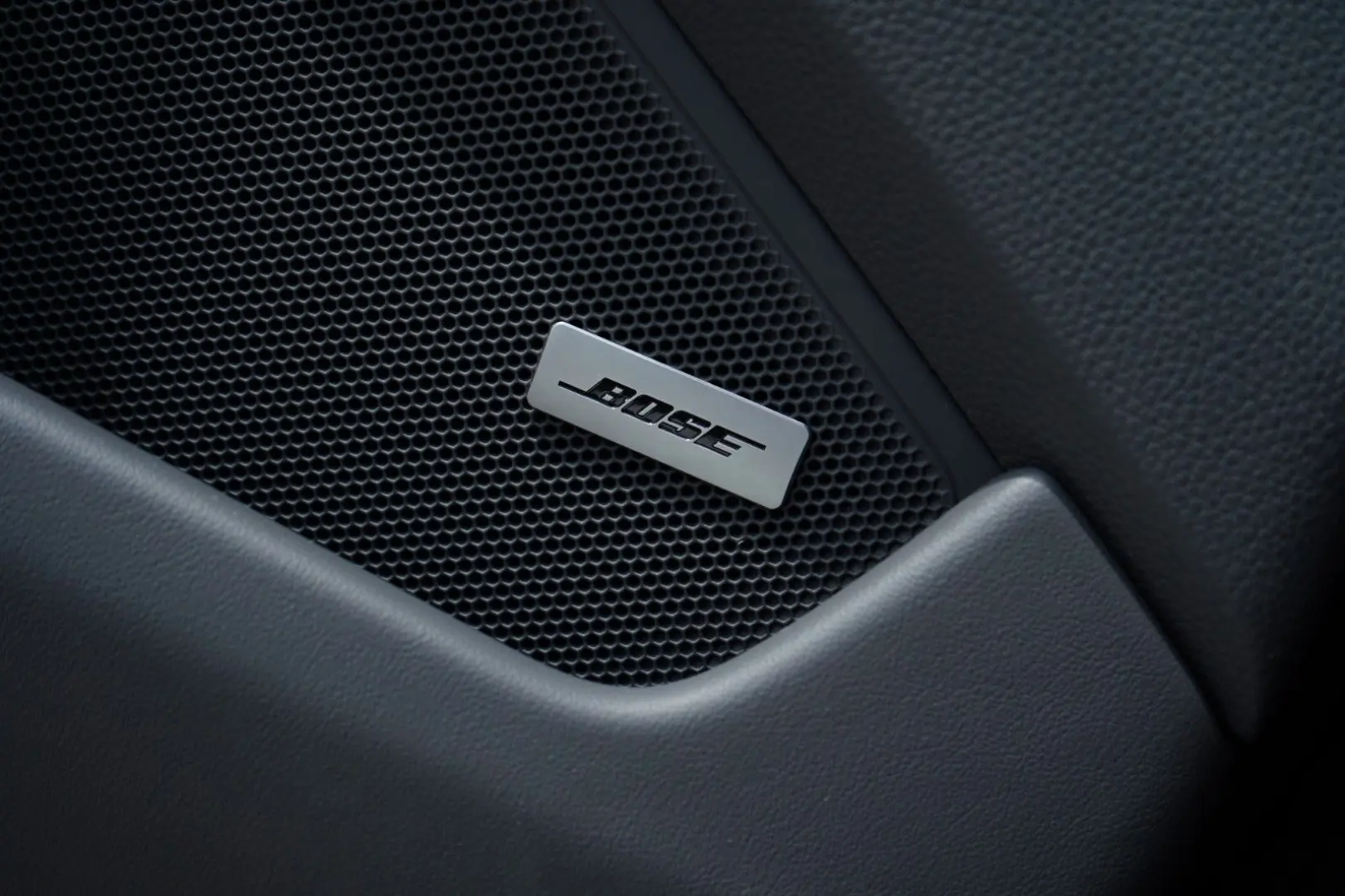 992 Carrera INNO-DRIVE/BOSE/PANO/CHRONO/LED/90l
