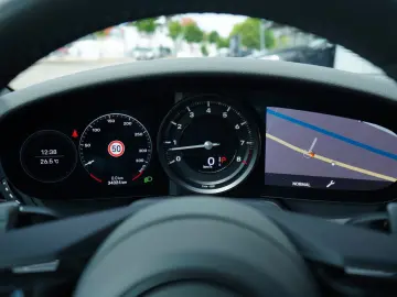 992 Carrera INNO-DRIVE/BOSE/PANO/CHRONO/LED/90l