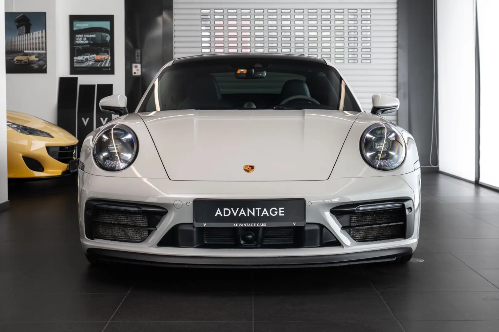 911 (992) Carrera 4 GTS /PorscheApproved/BOSE