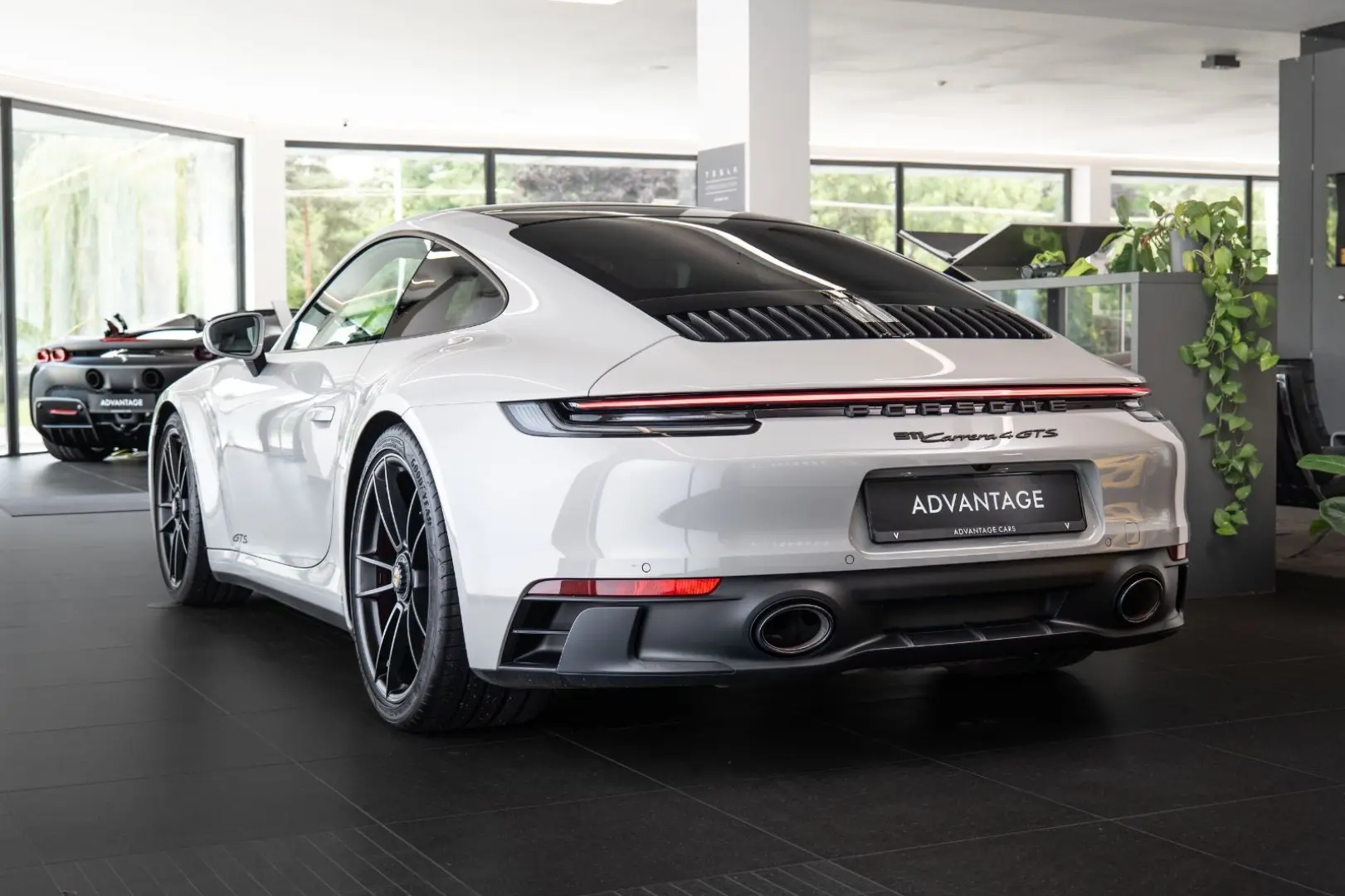 911 (992) Carrera 4 GTS /PorscheApproved/BOSE