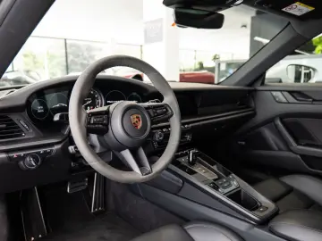 911 (992) Carrera 4 GTS /PorscheApproved/BOSE