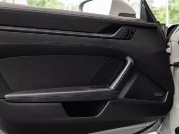 911 (992) Carrera 4 GTS /PorscheApproved/BOSE