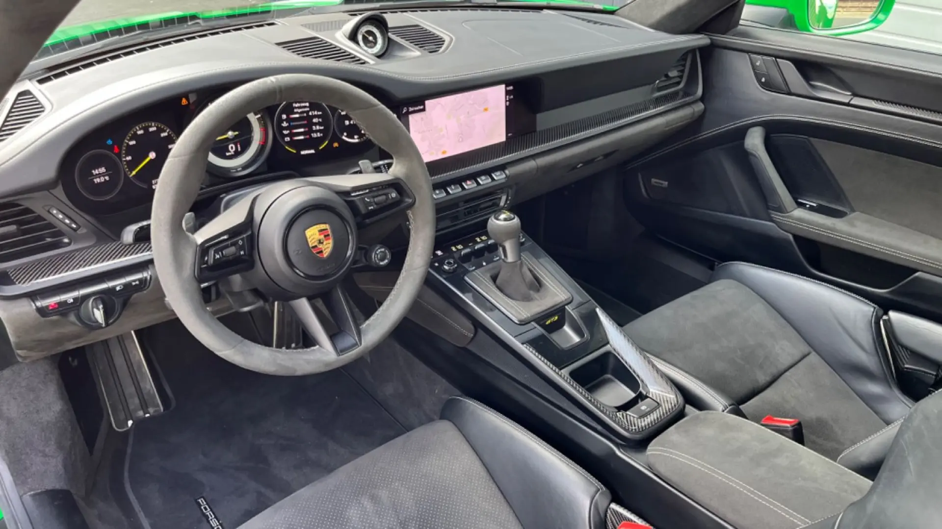 911 (992) GT3 Clubsport Lift Matrix BOSE Chrono