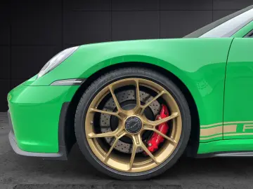 911 (992) GT3 Clubsport Lift Matrix BOSE Chrono