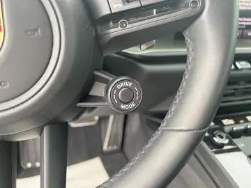992 911GTS+Aproved+LED+VollLeder+Schiebdach+Bose