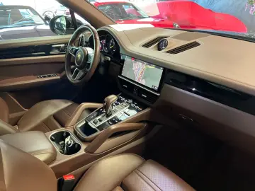 Cayenne E-Hybrid*Panoramadach*Matrix*HUD*BOSE*
