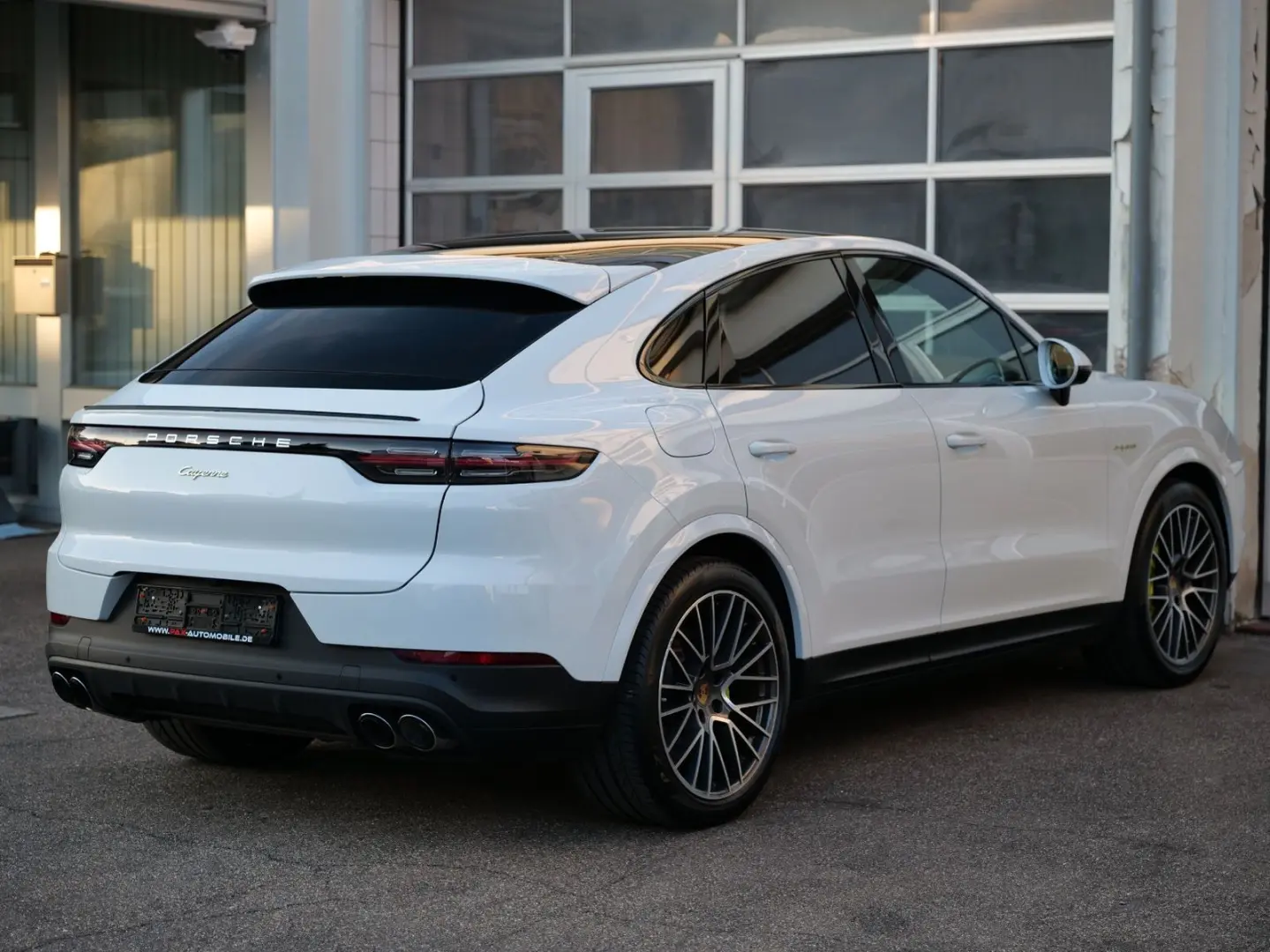 Cayenne Coupe E-Hybrid INNO+BOSE+MASSAGE+HUD+360