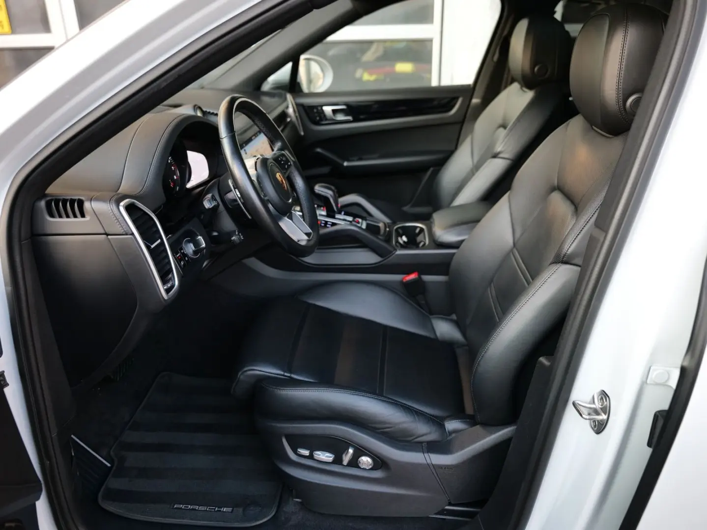 Cayenne Coupe E-Hybrid INNO+BOSE+MASSAGE+HUD+360