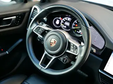 Cayenne Coupe E-Hybrid INNO+BOSE+MASSAGE+HUD+360