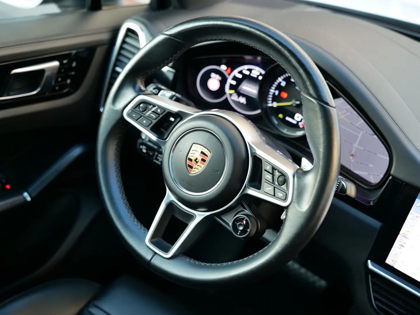 Cayenne Coupe E-Hybrid INNO+BOSE+MASSAGE+HUD+360