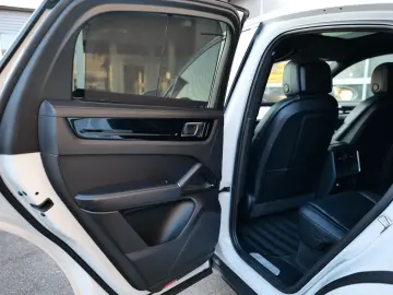 Cayenne Coupe E-Hybrid INNO+BOSE+MASSAGE+HUD+360
