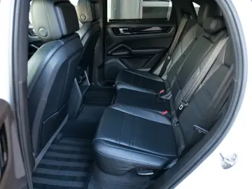 Cayenne Coupe E-Hybrid INNO+BOSE+MASSAGE+HUD+360