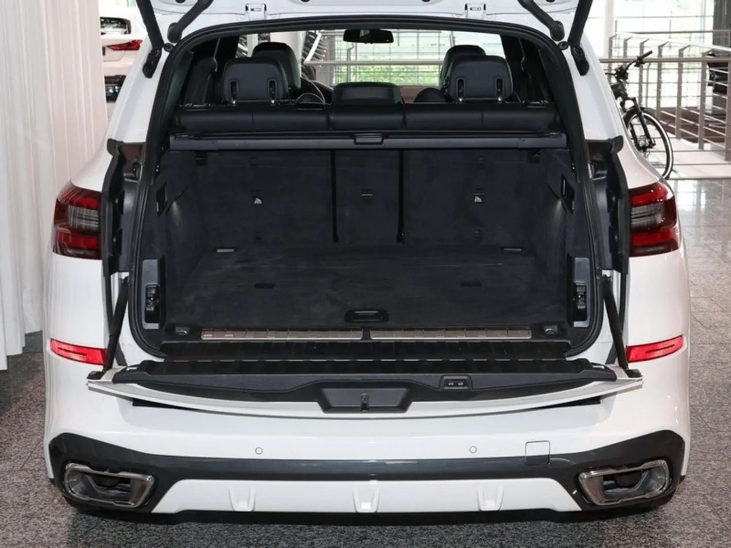 X5 xDrive45e M Sport 20Zoll LED DAB Adp. 2 Achs