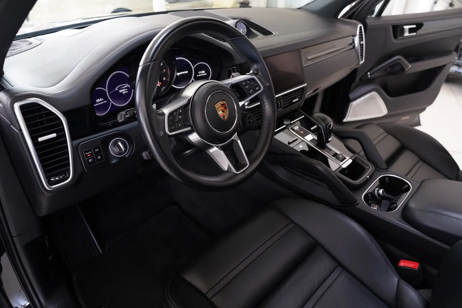 Cayenne E-Hybrid SportDesign Pano Burmester® 3D