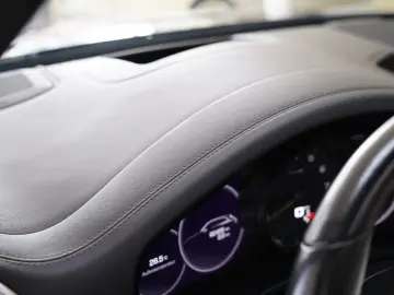 Cayenne E-Hybrid SportDesign Pano Burmester® 3D
