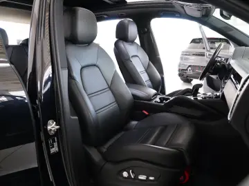 Cayenne E-Hybrid SportDesign Pano Burmester® 3D