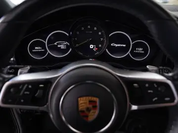 Cayenne E-Hybrid SportDesign Pano Burmester® 3D