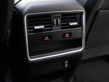 Cayenne E-Hybrid SportDesign Pano Burmester® 3D