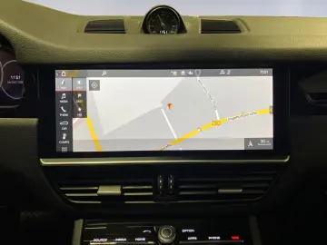 Cayenne E-Hybrid HuD Pano Bose LED Leder Luftfd.