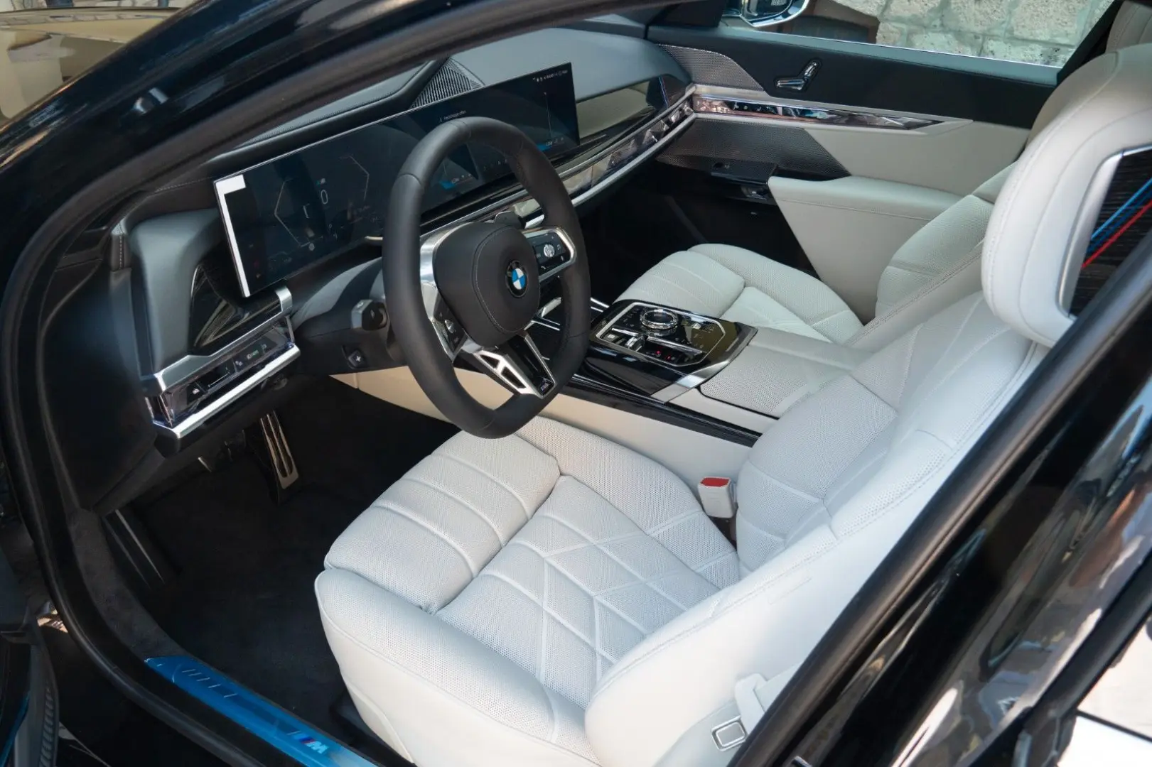 740d M SPORT.MASSAGE.SOFTC.LUFTF.SKY.AHK.5/100