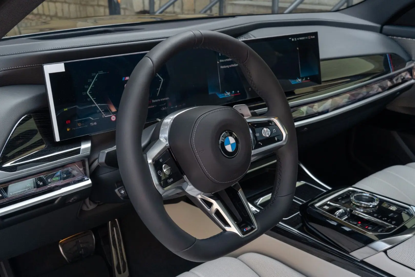 740d M SPORT.MASSAGE.SOFTC.LUFTF.SKY.AHK.5/100