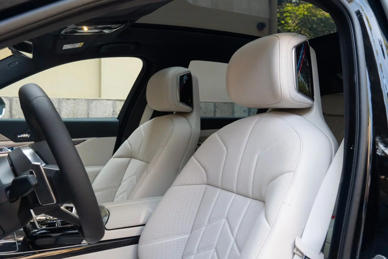 740d M SPORT.MASSAGE.SOFTC.LUFTF.SKY.AHK.5/100