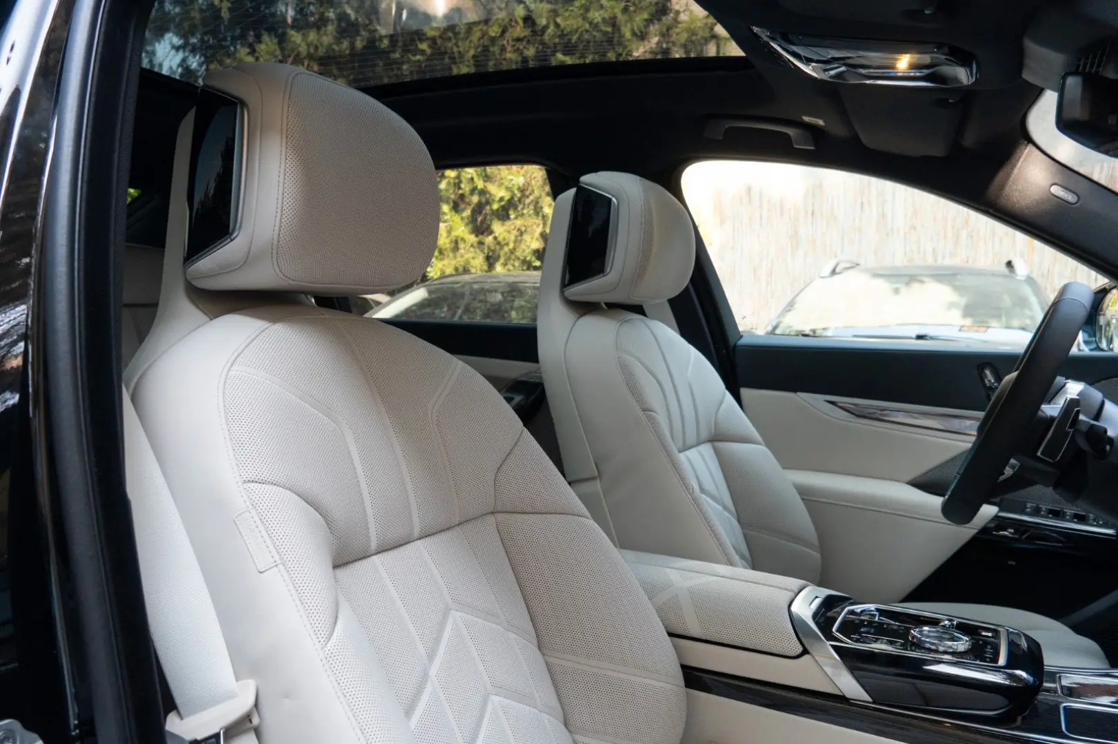 740d M SPORT.MASSAGE.SOFTC.LUFTF.SKY.AHK.5/100