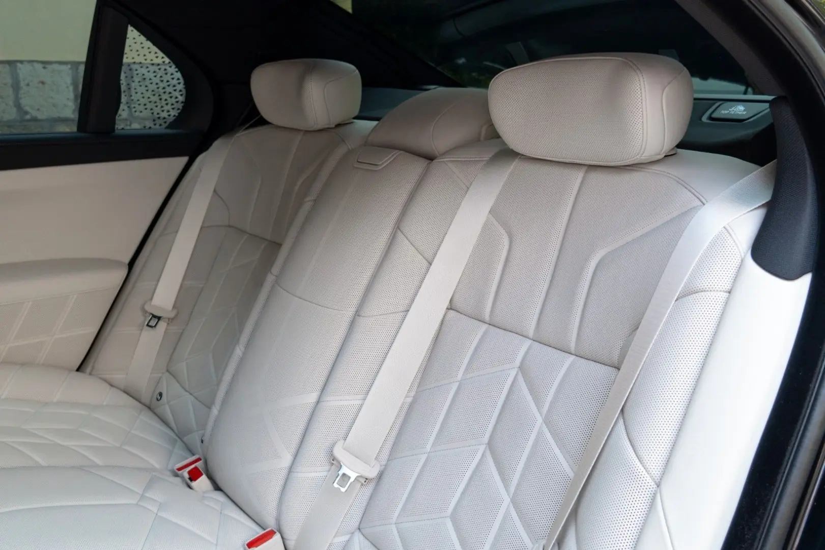 740d M SPORT.MASSAGE.SOFTC.LUFTF.SKY.AHK.5/100