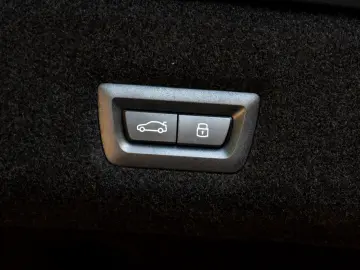 740d M SPORT.MASSAGE.SOFTC.LUFTF.SKY.AHK.5/100