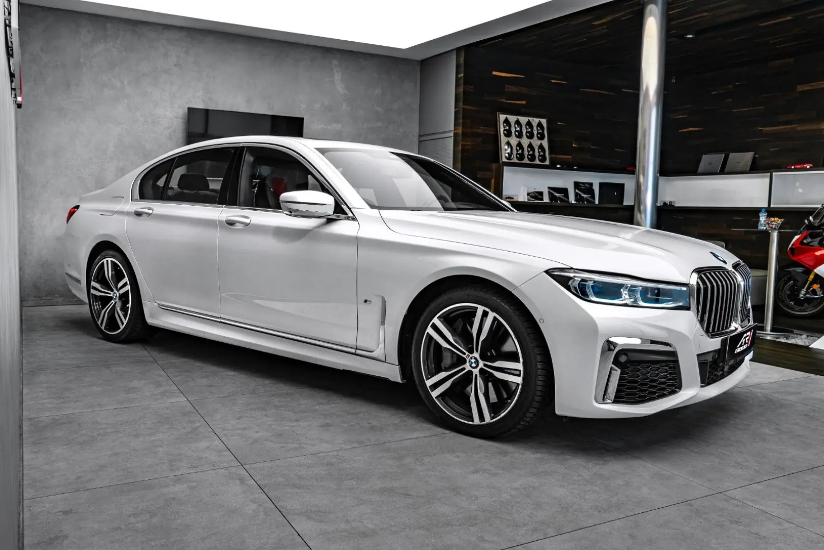 750 i xDrive M Sport