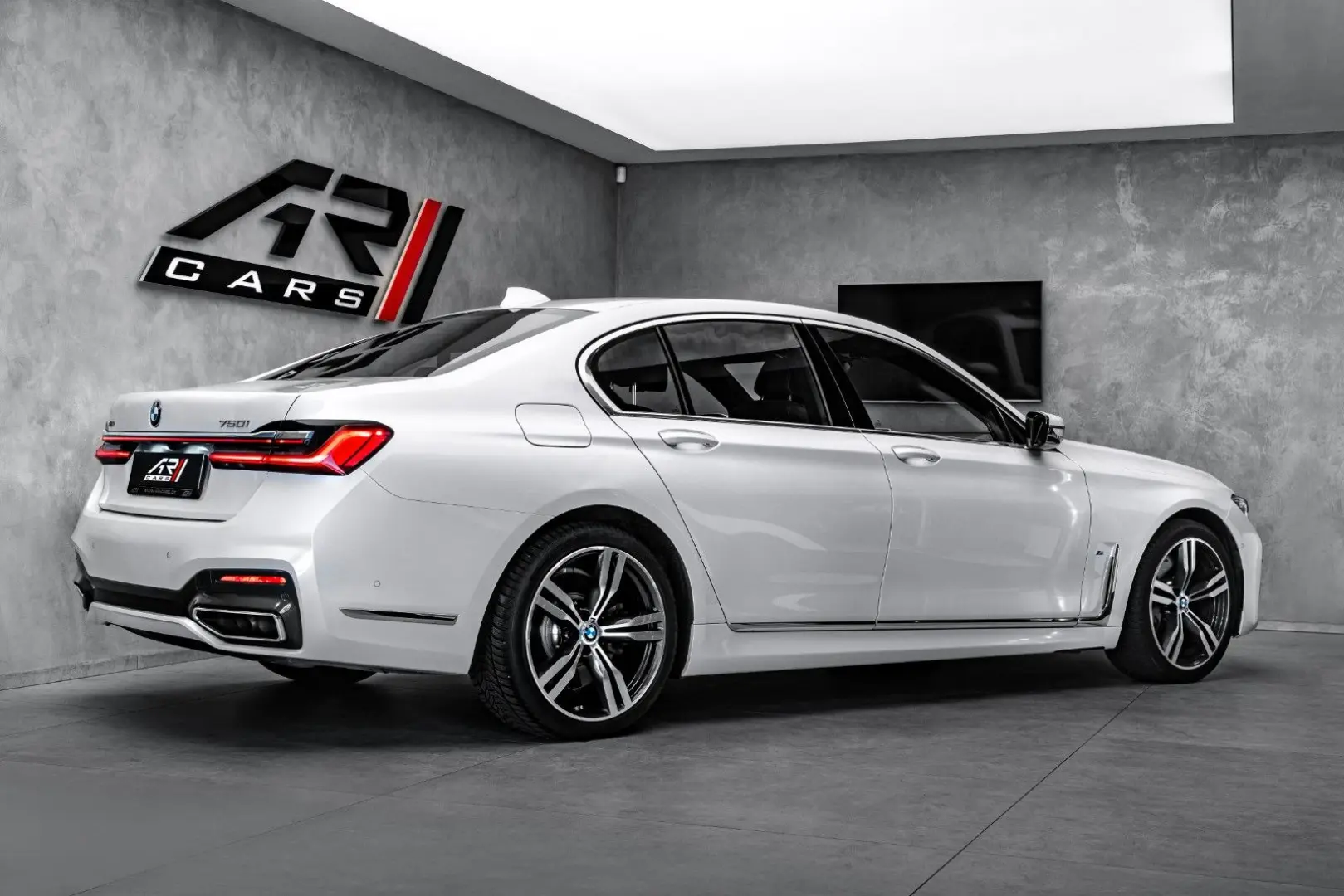750 i xDrive M Sport