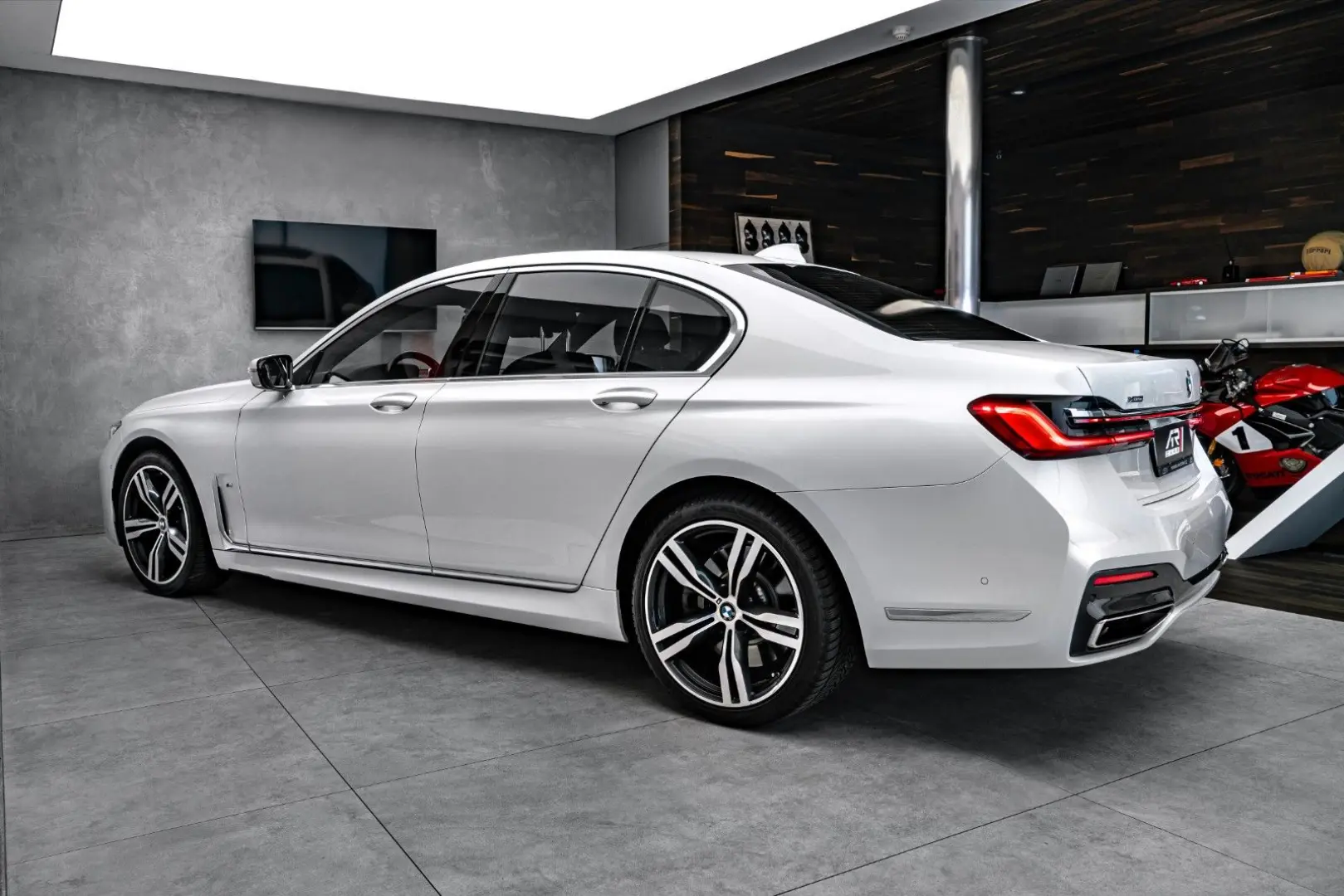 750 i xDrive M Sport