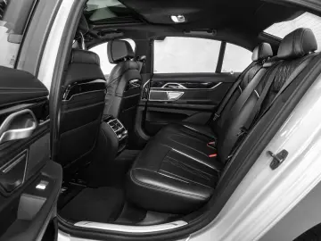 750 i xDrive M Sport