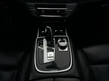 750i L xDrive M-SPORT LASER HUD PANO 360° 20